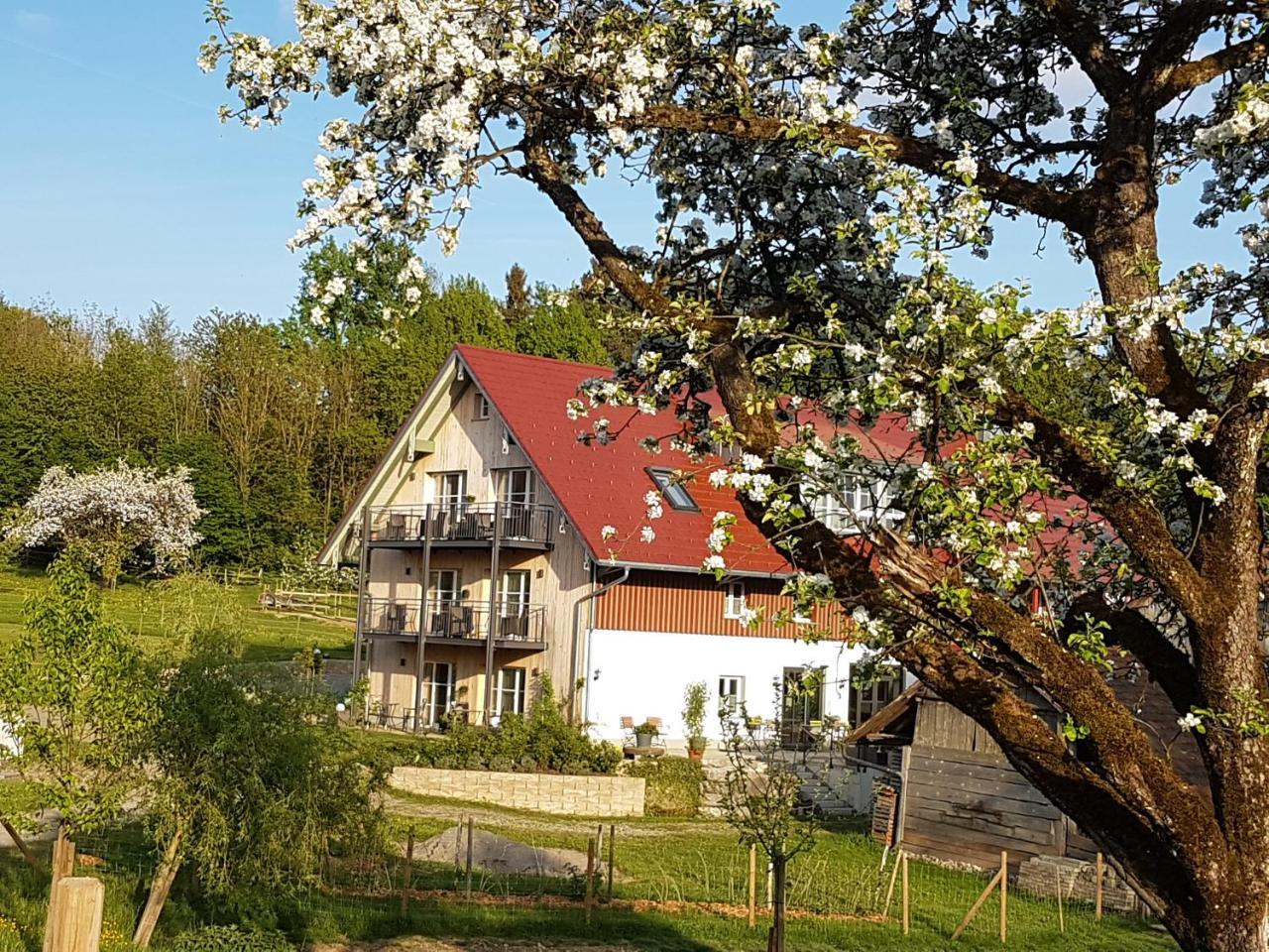 Hotel Landgut Apfelrose FDH Exterior foto